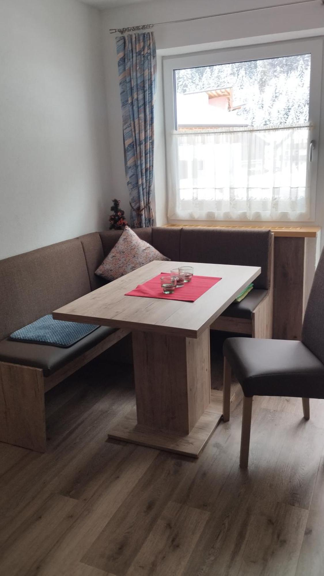 Haus Huter Apartment Kaunertal Phòng bức ảnh